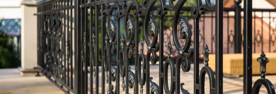 Clôture décorative : les avantages de ce type de barrière